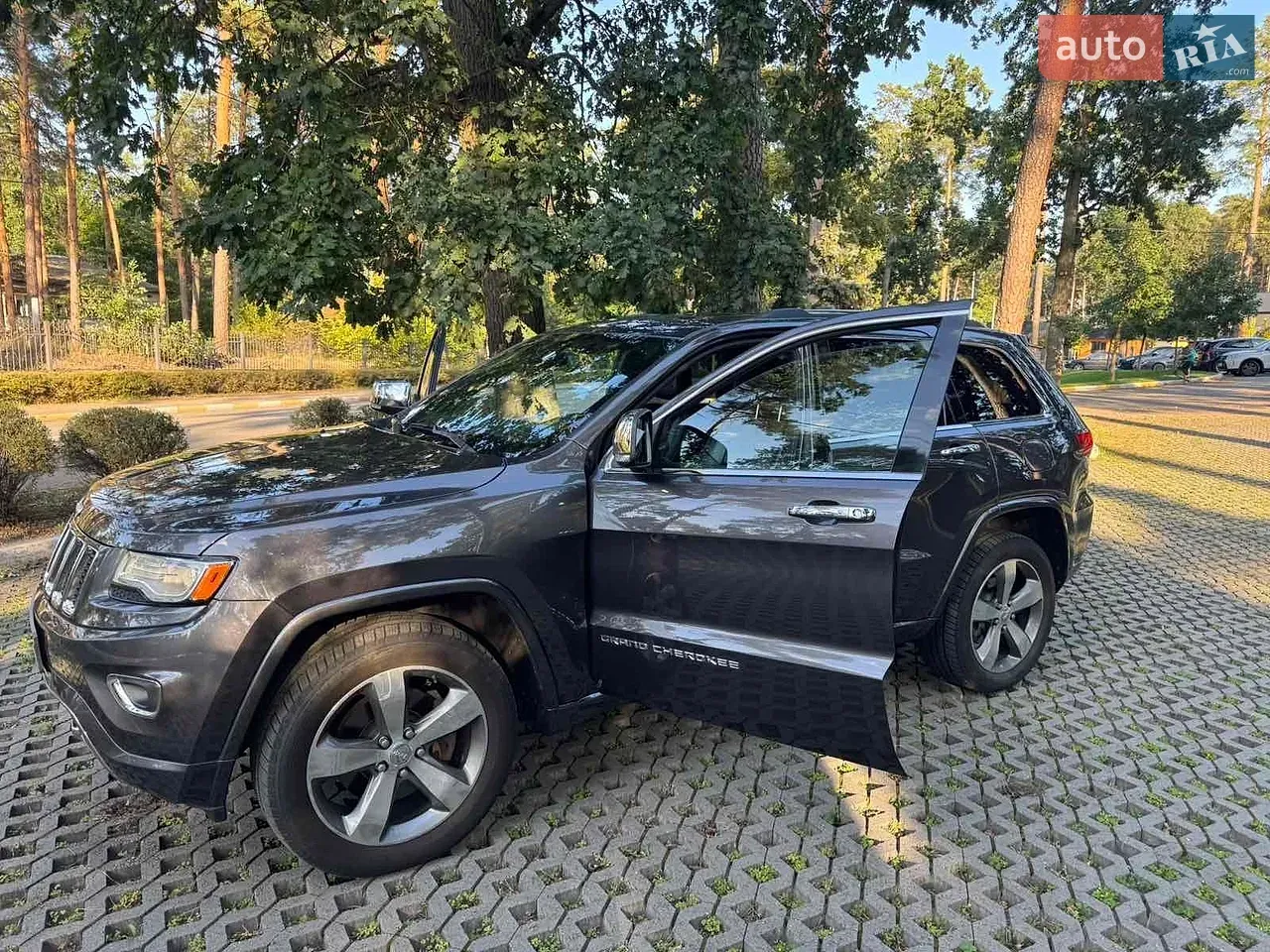 Jeep Grand Cherokee 2015 photo 5