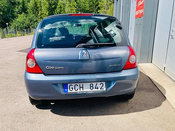 Renault Clio 2008 photo 3