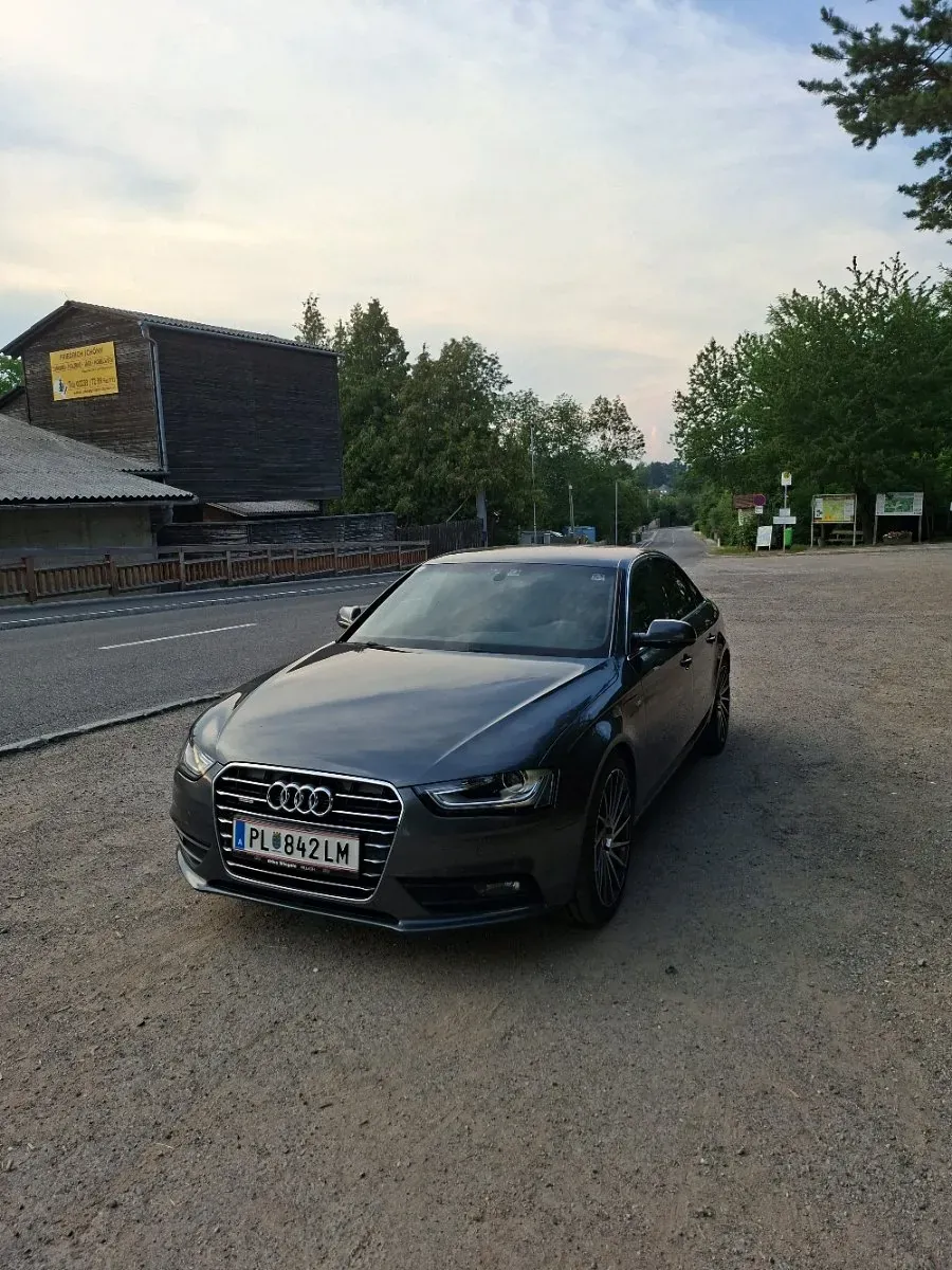 Audi A4 2015 photo 3