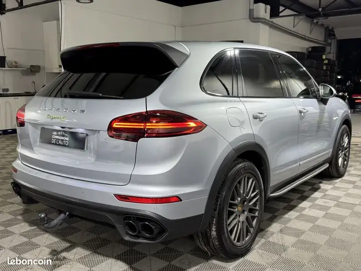 Porsche Cayenne 2016 photo 4