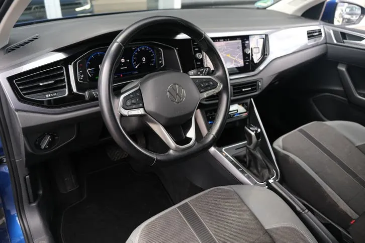 Volkswagen Polo 2023 photo 3