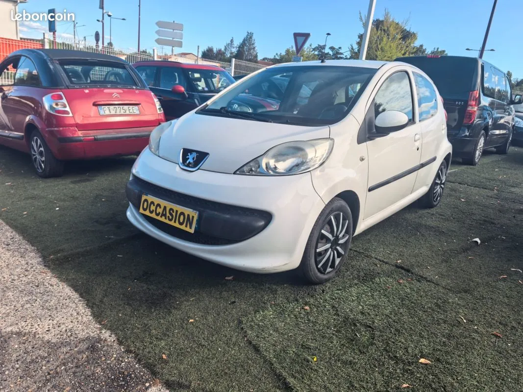 Peugeot 107 2007 photo 2