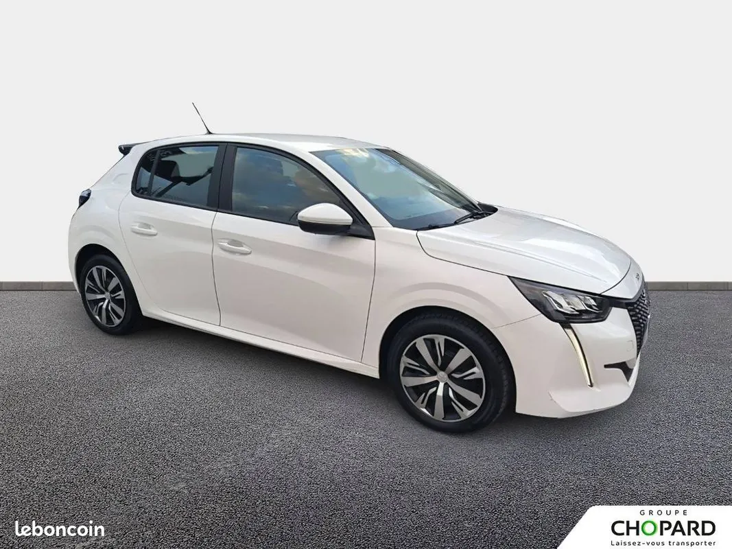 Peugeot 208 2020 photo 3