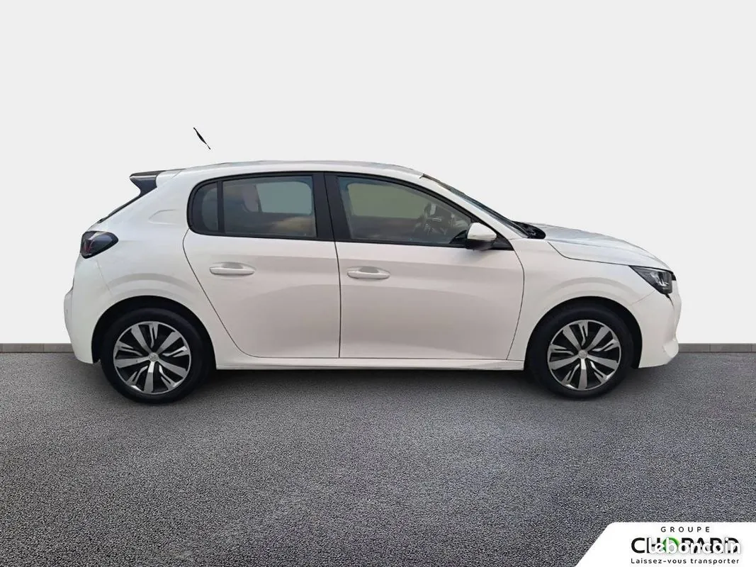 Peugeot 208 2020 photo 4