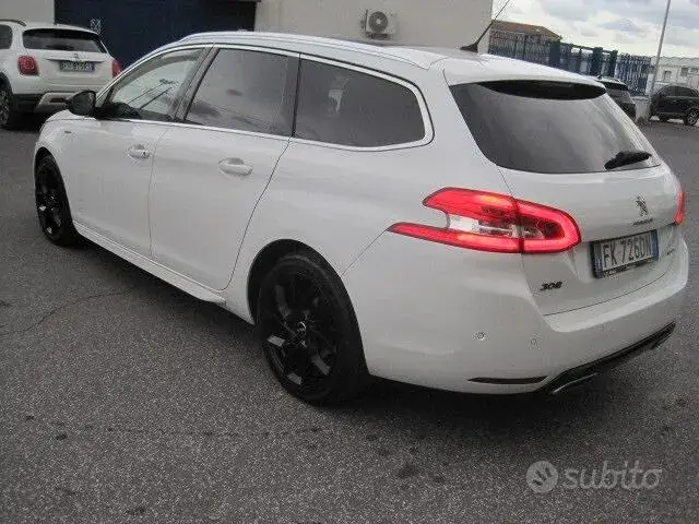 Peugeot 308 2017 photo 3