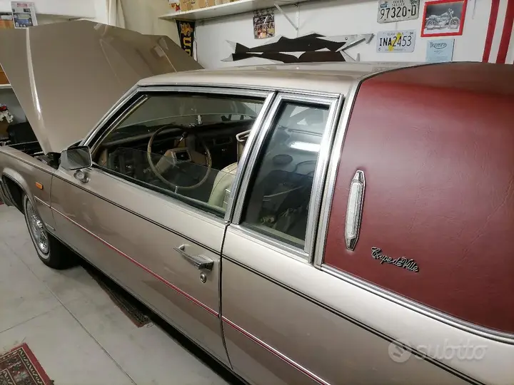 Cadillac Deville 1999 photo 4