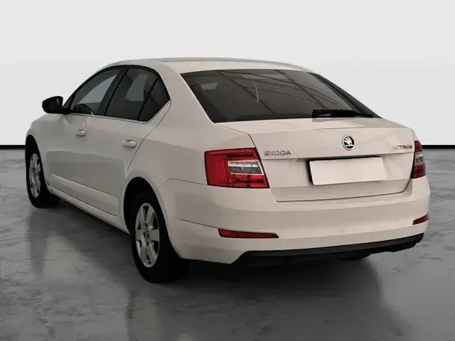 Skoda Octavia 2015 photo 3