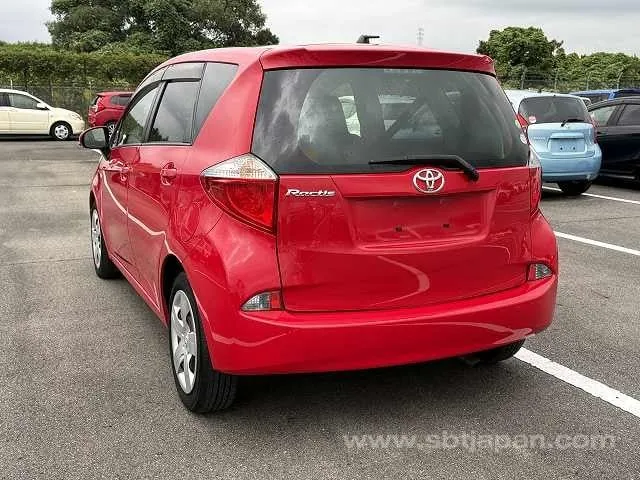 Toyota Ractis 2013 photo 3