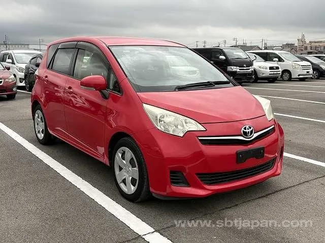 Toyota Ractis