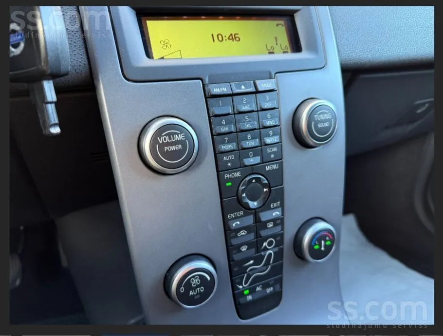 Volvo V50 2011 photo 3