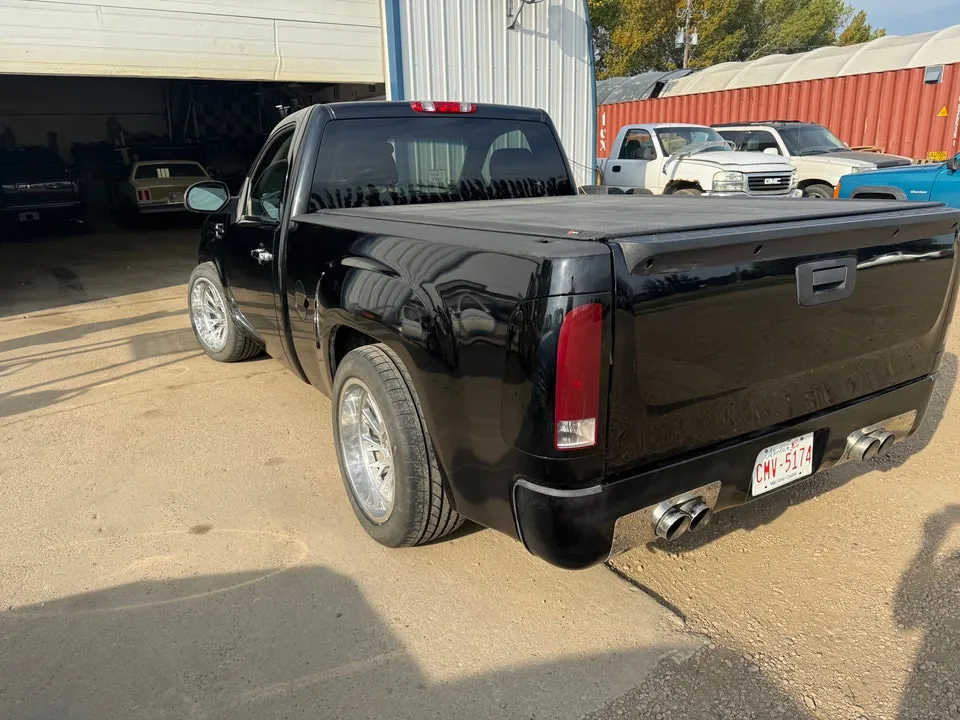 GMC Sierra 2011 photo 5