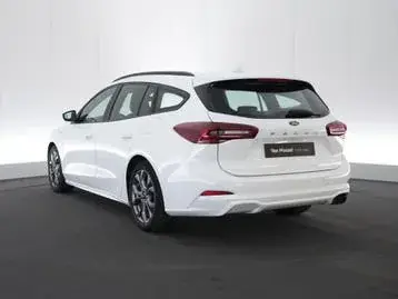 Ford Focus 2024 photo 2
