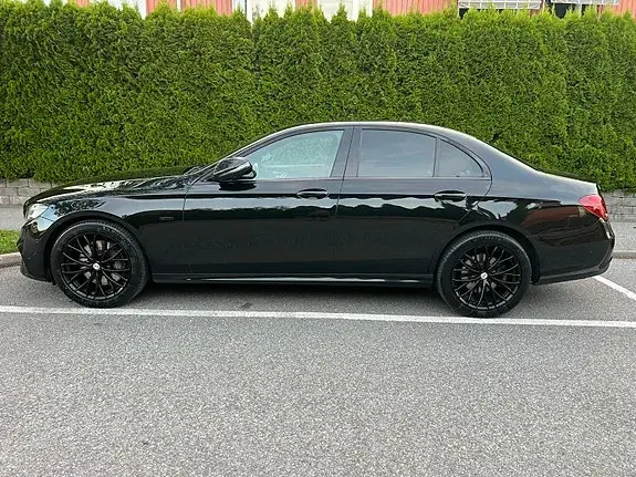 Mercedes-Benz E 300 De