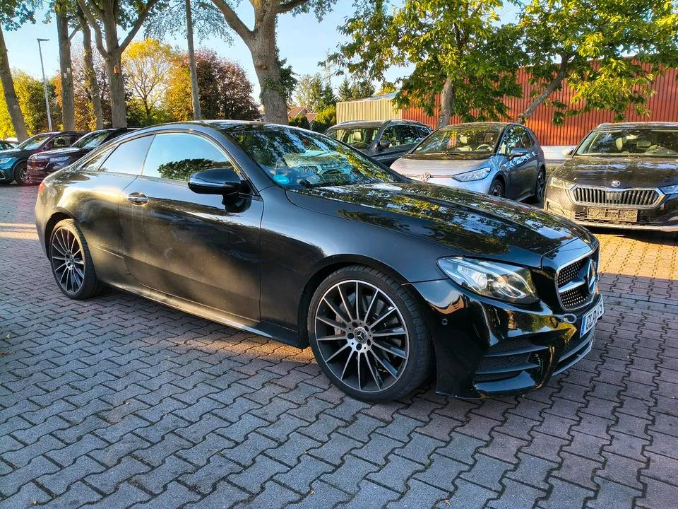 Mercedes-Benz E300 Coupe