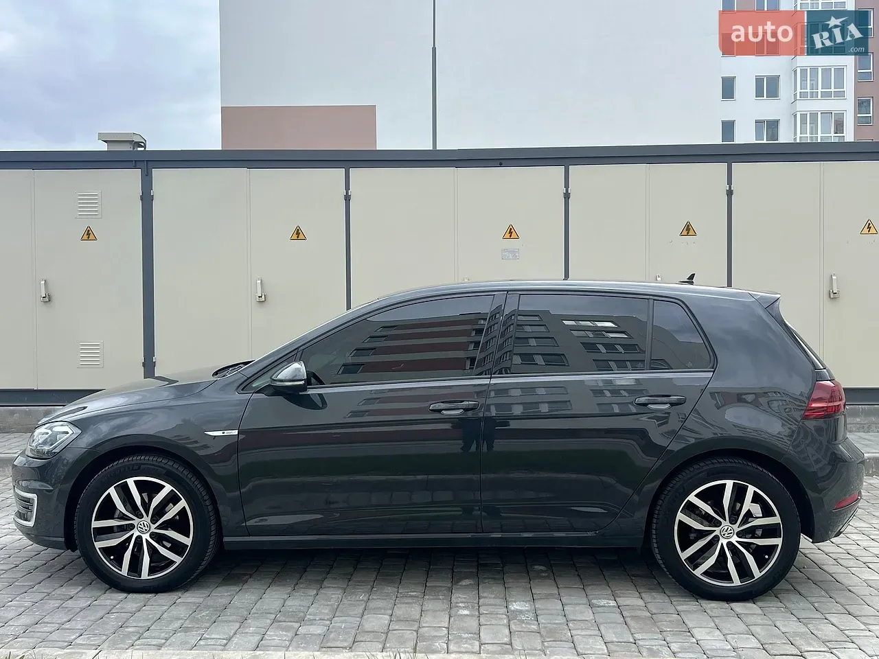 Volkswagen E-Golf 2020 photo 4
