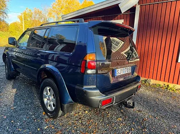 Mitsubishi Pajero Sport 2001 photo 3