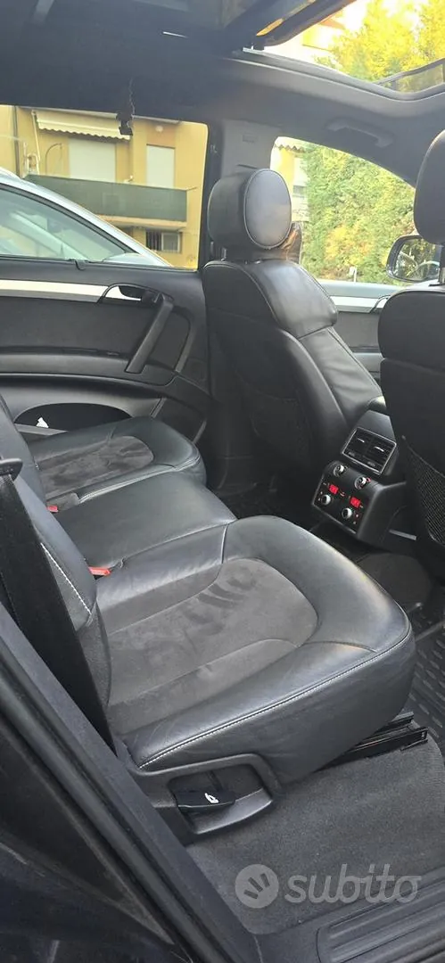 Audi Q7 2014 photo 2