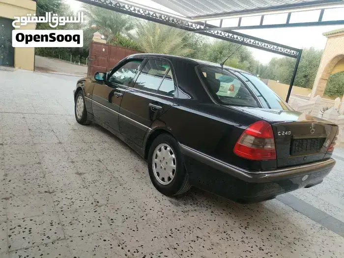 Mercedes-Benz C-Class 2000 photo 4