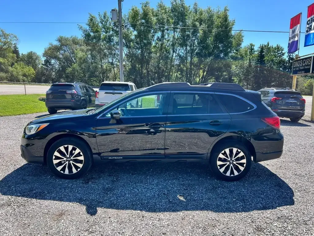 Subaru Outback 2017 photo 2