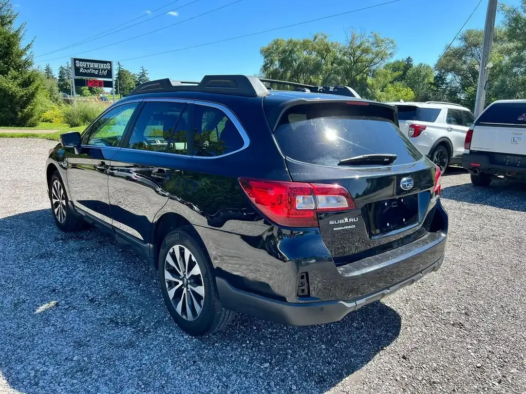 Subaru Outback 2017 photo 3