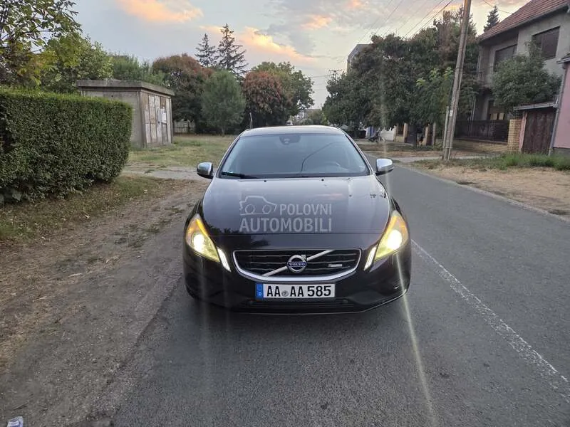 Volvo S60 2011 photo 3