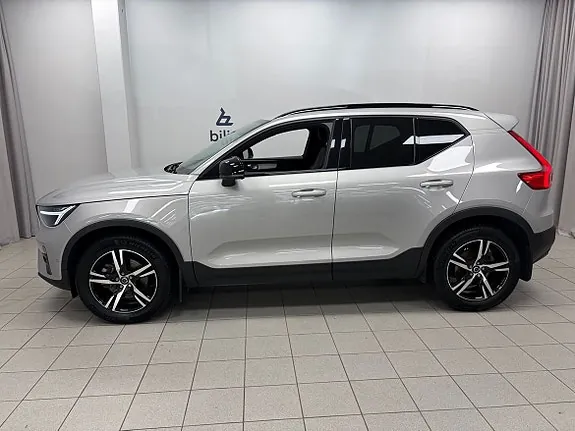 Volvo Xc40 2025 photo 2