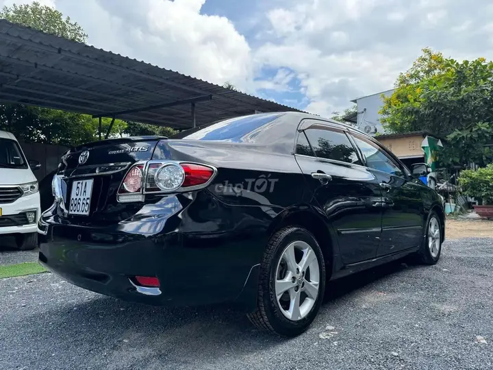 Toyota Corolla Altis 2014 photo 3