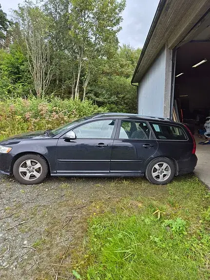 Volvo V50 2010 photo 3