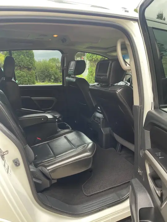 Nissan Armada 2015 photo 4