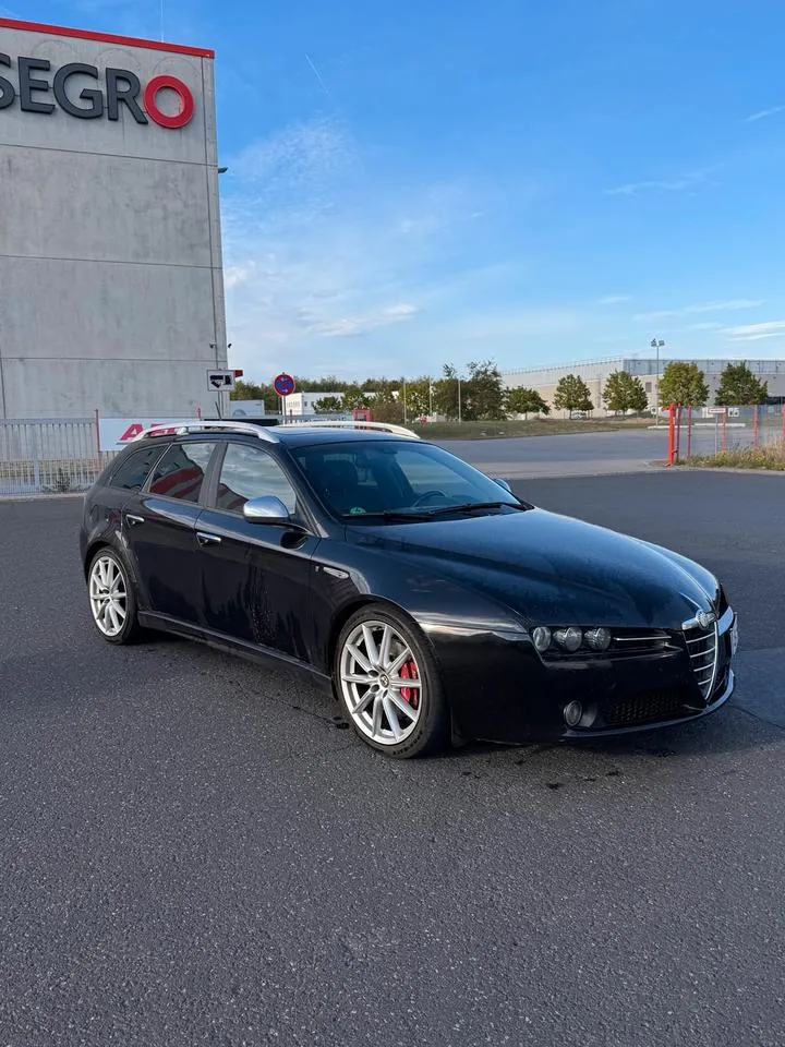 Alfa Romeo 159