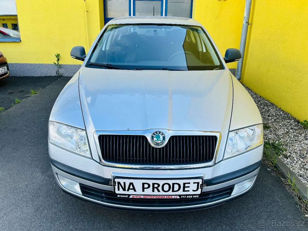 Skoda Octavia 2011 photo 2