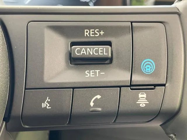 Nissan Serena 2026 photo 4