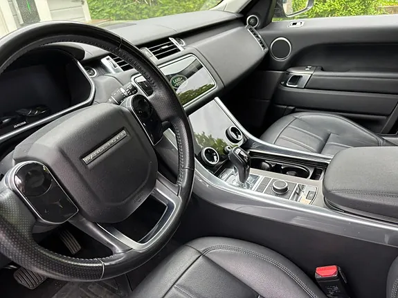 Land Rover Range Rover Sport 2018 photo 3