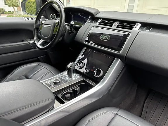 Land Rover Range Rover Sport 2018 photo 2