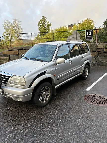 Suzuki Xl7 2003 photo 3