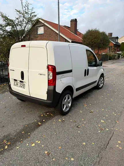 Citroen Nemo 2011 photo 2