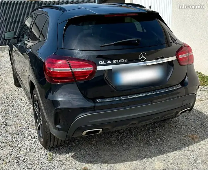 Mercedes-Benz Gla 2019 photo 2