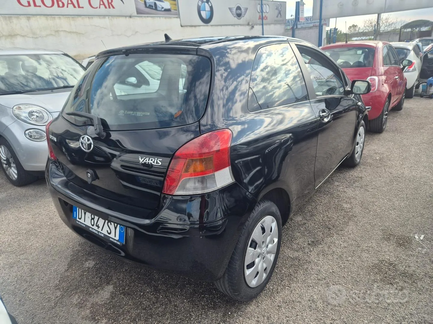 Toyota Yaris 2010 photo 4