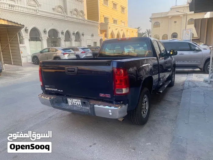 GMC Sierra 2012 photo 3