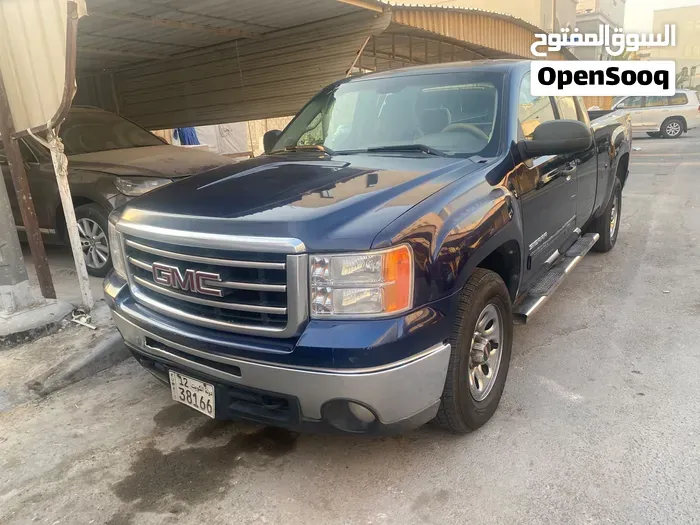 GMC Sierra 2012 photo 2