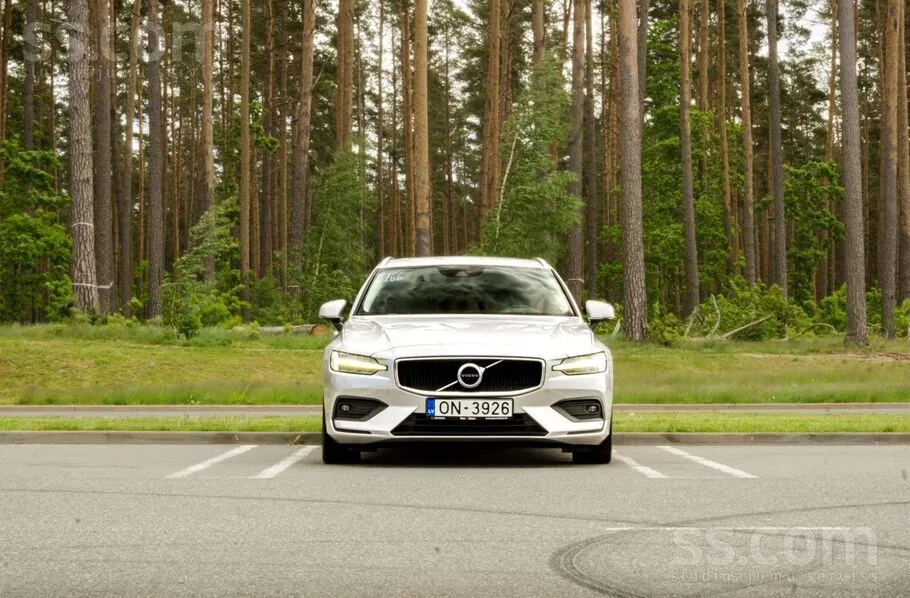 Volvo V60 2020 photo 3