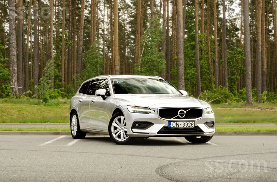 Volvo V60 2020 photo 2