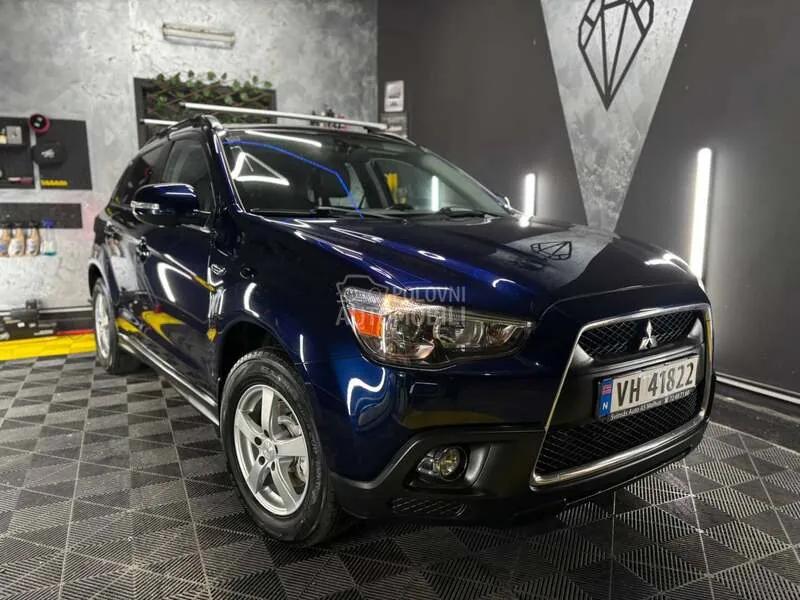 Mitsubishi Asx 2011 photo 2