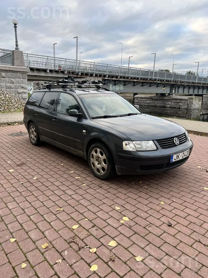 Volkswagen Passat 1999 photo 2