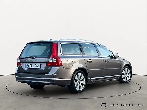 Volvo V70 2008 photo 3