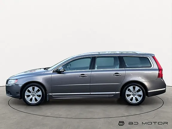 Volvo V70 2008 photo 2