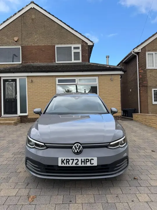 Volkswagen Golf 2022 photo 2