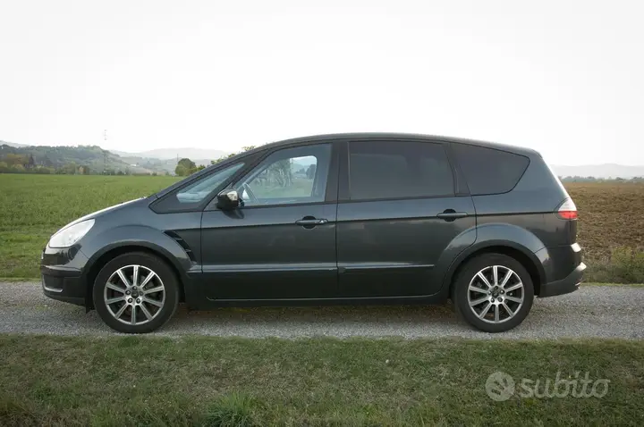 Ford S-Max 2008 photo 2