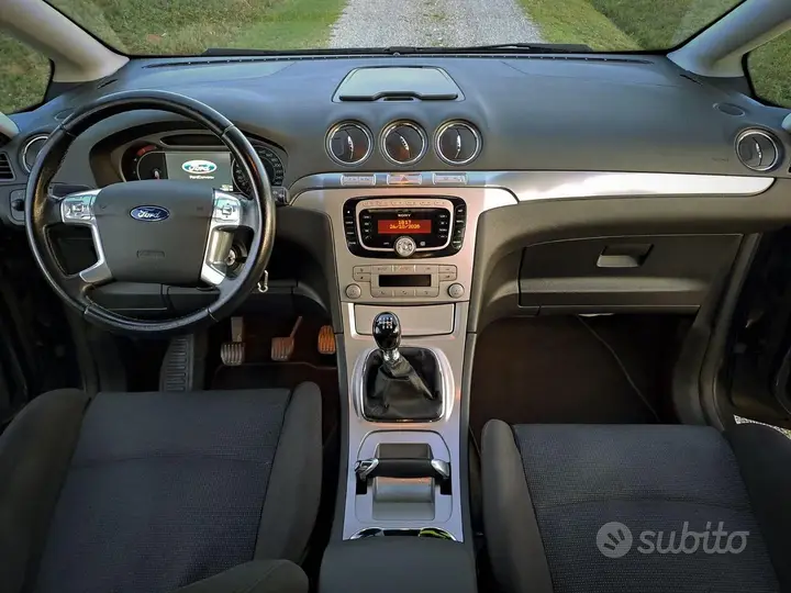 Ford S-Max 2008 photo 4