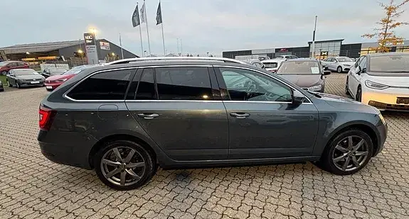Skoda Octavia 2019 photo 4
